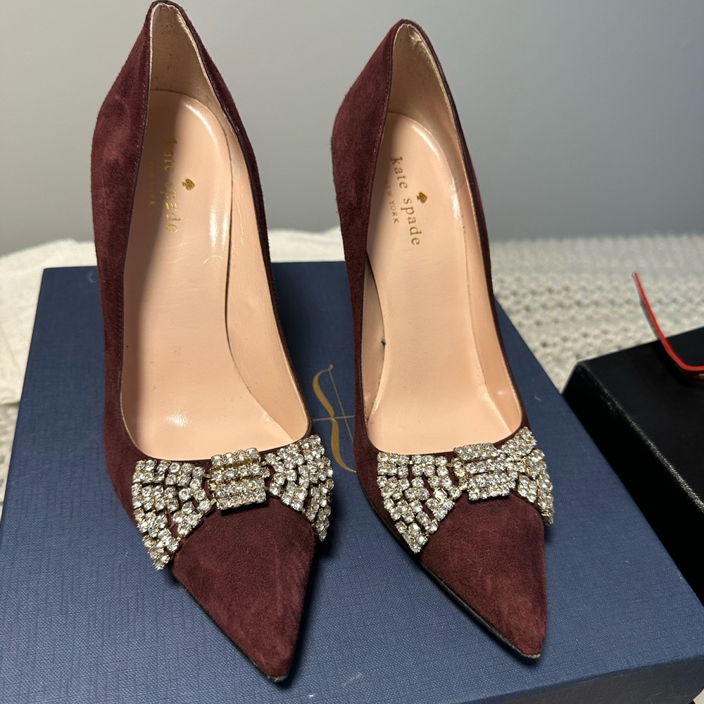 Kate Spade Burgundy Lessie pumps size 71/2.